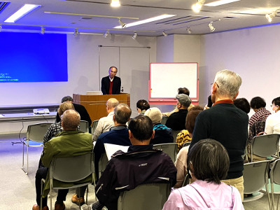 質疑応答の様子